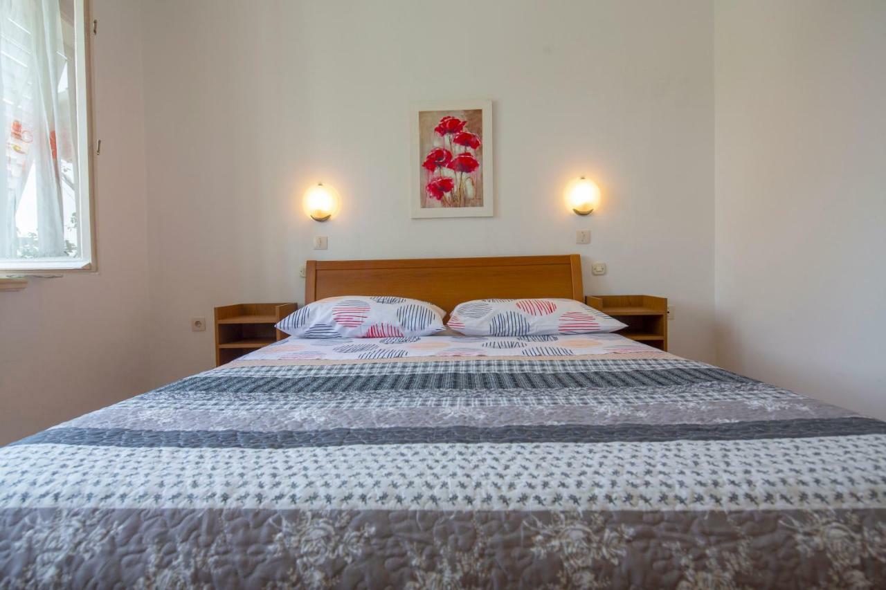 Appartamento Vila Niko Makarska Esterno foto