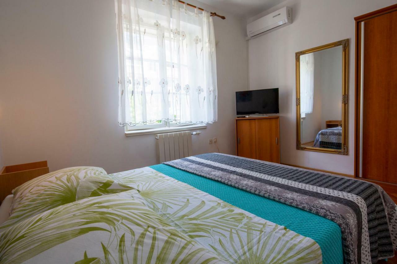 Appartamento Vila Niko Makarska Esterno foto